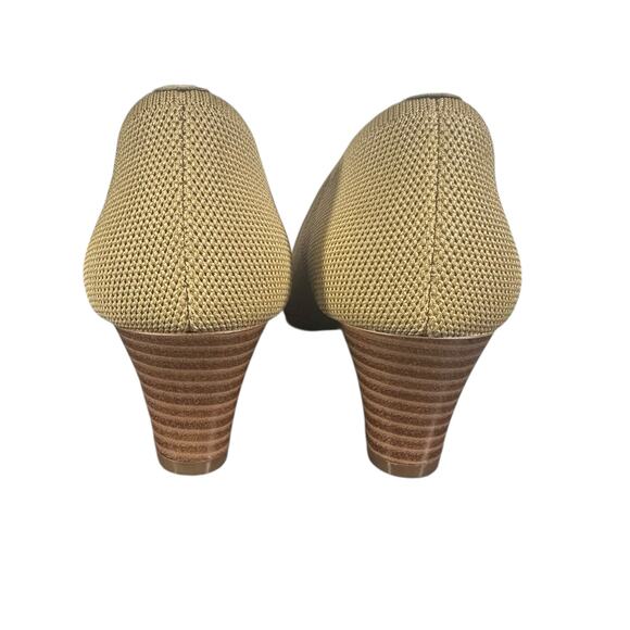 Vivaia Wedge Heels Sz 38 US 7 Beige Knit Pointed Toe Eco-Friendly Comfort Shoes - Picture 4 of 11